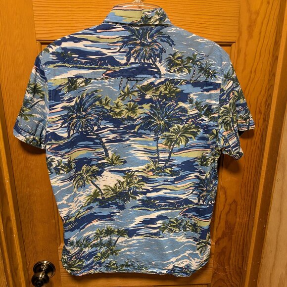 Men's Button Down Hawaiian Short Sleeve Shirt - Picture 2 of 6